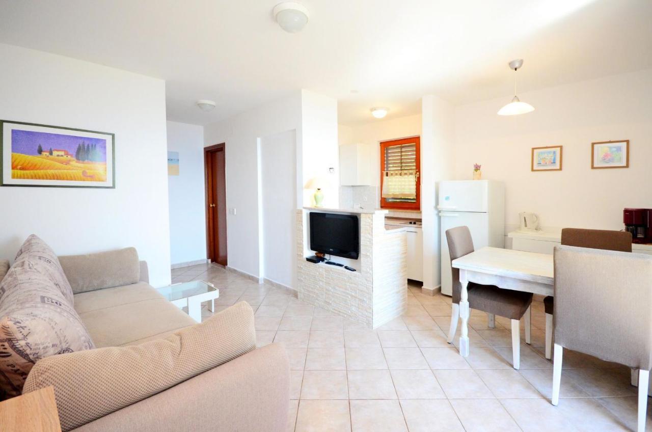 Apartment Andreas Ravni Εξωτερικό φωτογραφία