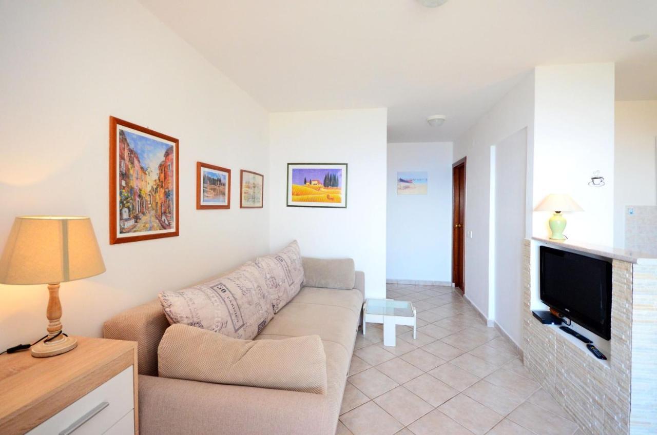 Apartment Andreas Ravni Εξωτερικό φωτογραφία